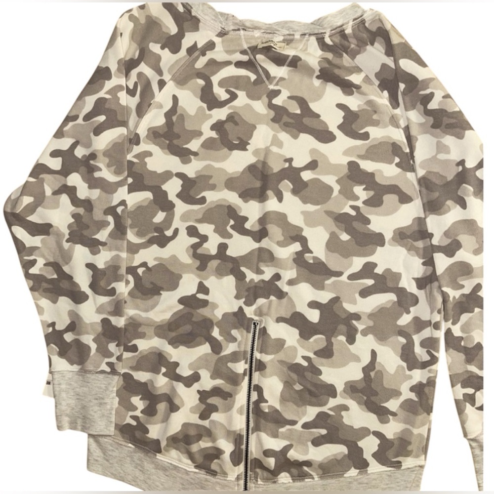 KENSIE PERFORMANCE SWEATSHIRT CAMO-PRINT PULLOVER WOMEN BACK ZIPPER SIZE MEDIUM - Picture 4 of 16